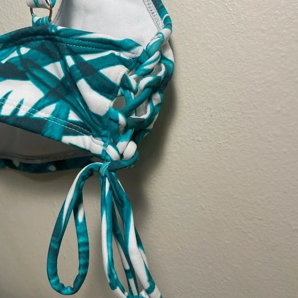 PacSun - LA hearts swimsuit top - Picture 3 of 4